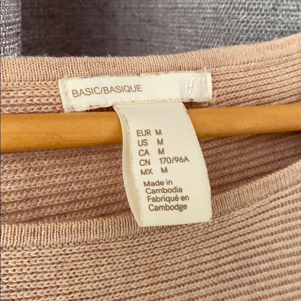 H&M Light Pink Knit Scoop Neck - Picture 3 of 4